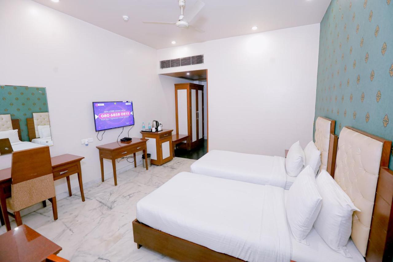 Hotel Leela Grande Karnāl Extérieur photo