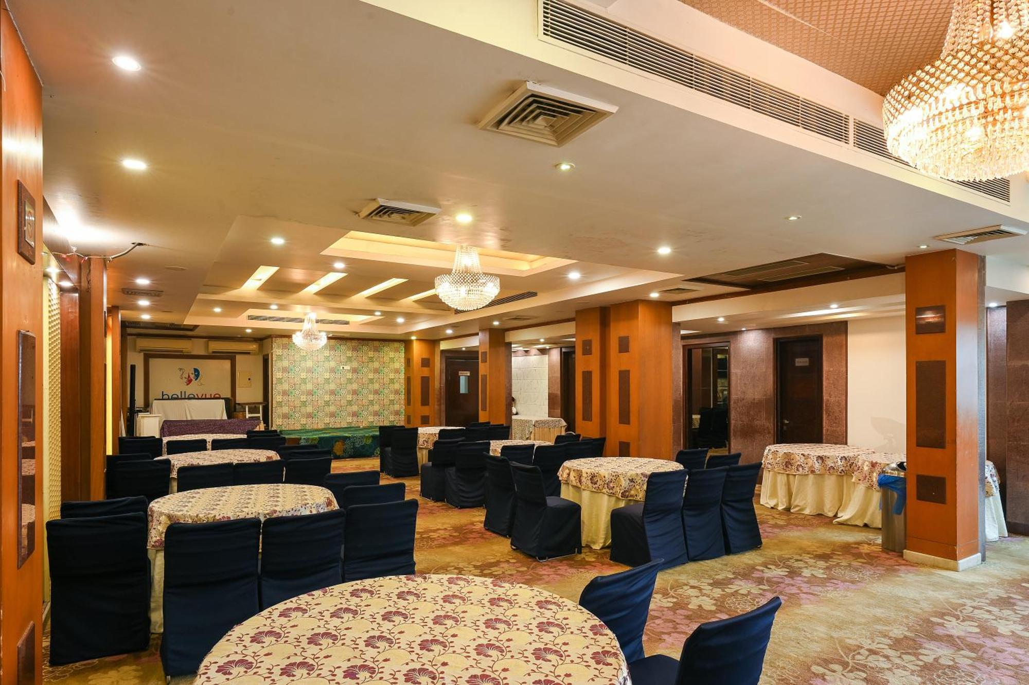 Hotel Leela Grande Karnāl Extérieur photo