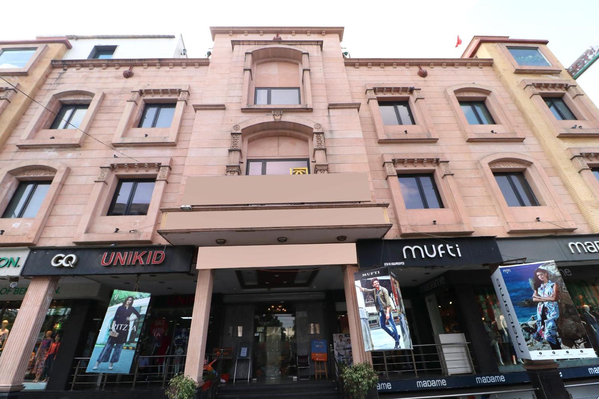 Hotel Leela Grande Karnāl Extérieur photo