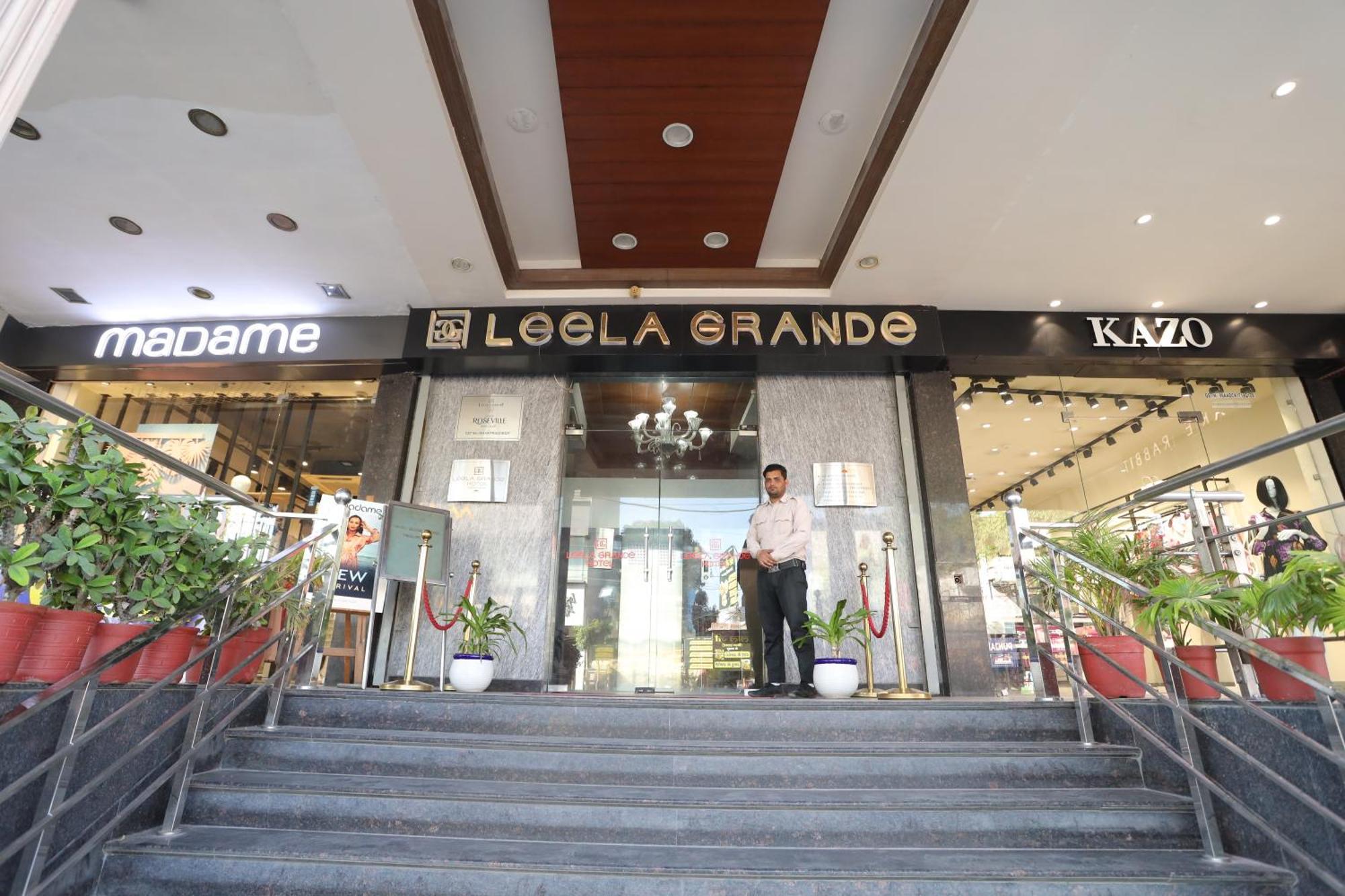 Hotel Leela Grande Karnāl Extérieur photo